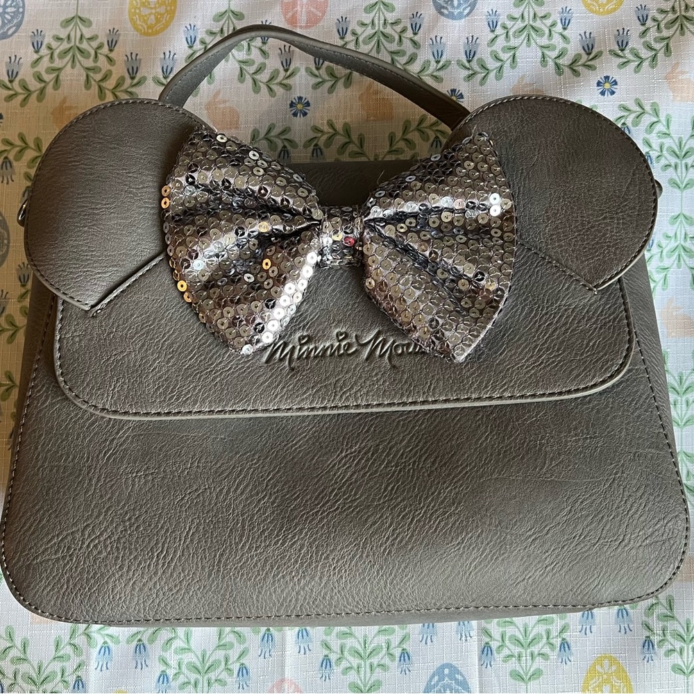 Loungefly Minnie Mouse Grey Purse with Sequined Bow - Gently Used